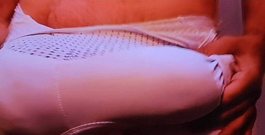 Monster_Meat_: Lycra phình to trong bánh xe đạp