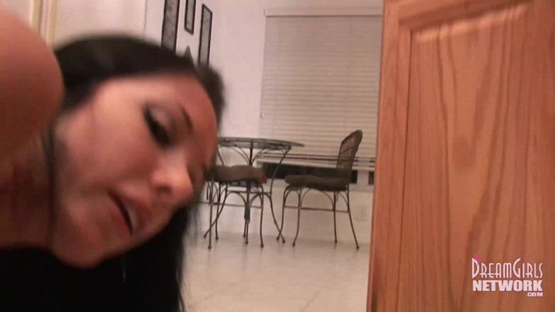Dream Girls: Nadia Nitro fucks her ass with glass dildo