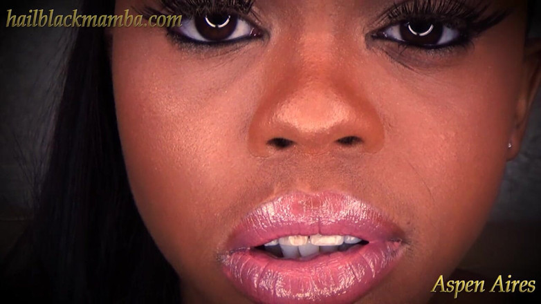 VeryCruelAspen: The Pop of My Lip Gloss