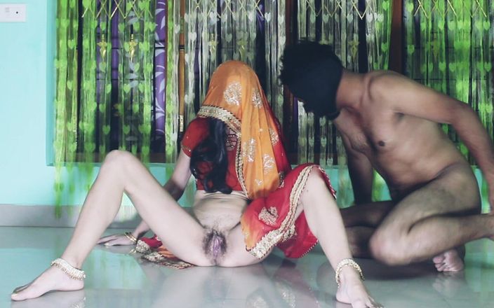 Bolly Karma: Cewek cantik ini untung aja siap di-anal