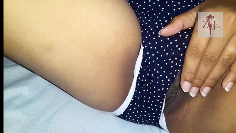 Zeni jaan: 나는 콘돔을 쓰고 슈퍼 핫한 이웃을 떠났다.