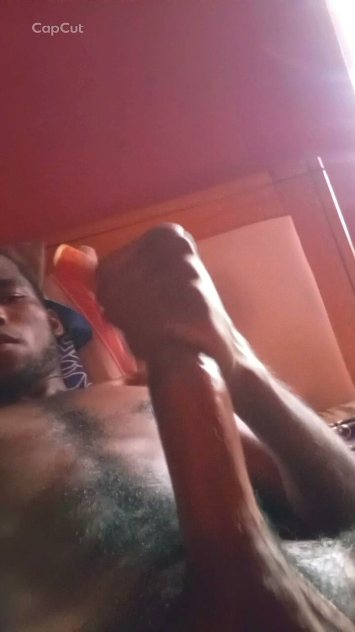HornyLayer34: Really Needs Someone to Get My Ass Fucked up