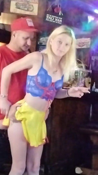 Saaie Oude Man En Geile Blondine