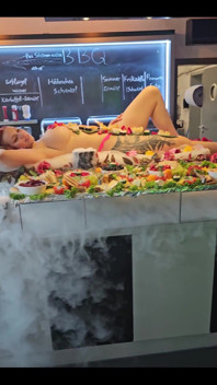 Are U Hungry?