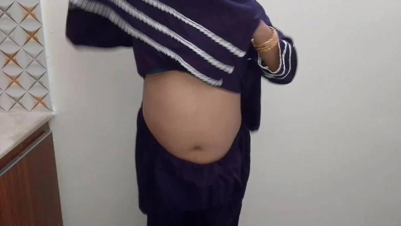 RedQueenRQ: Bangladeshi Desi Stepmom and Stepson Have Sex in the Kitchen