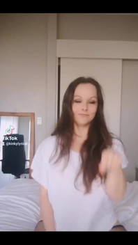 718043880267722752.mp4