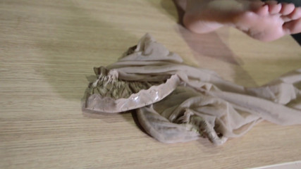Mistress Legs: Morning nylon soles and toes close-ups