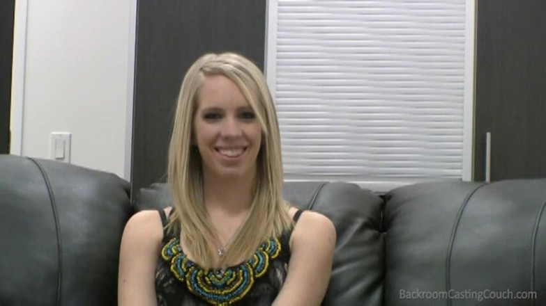 Backroom Casting Couch: Карли.