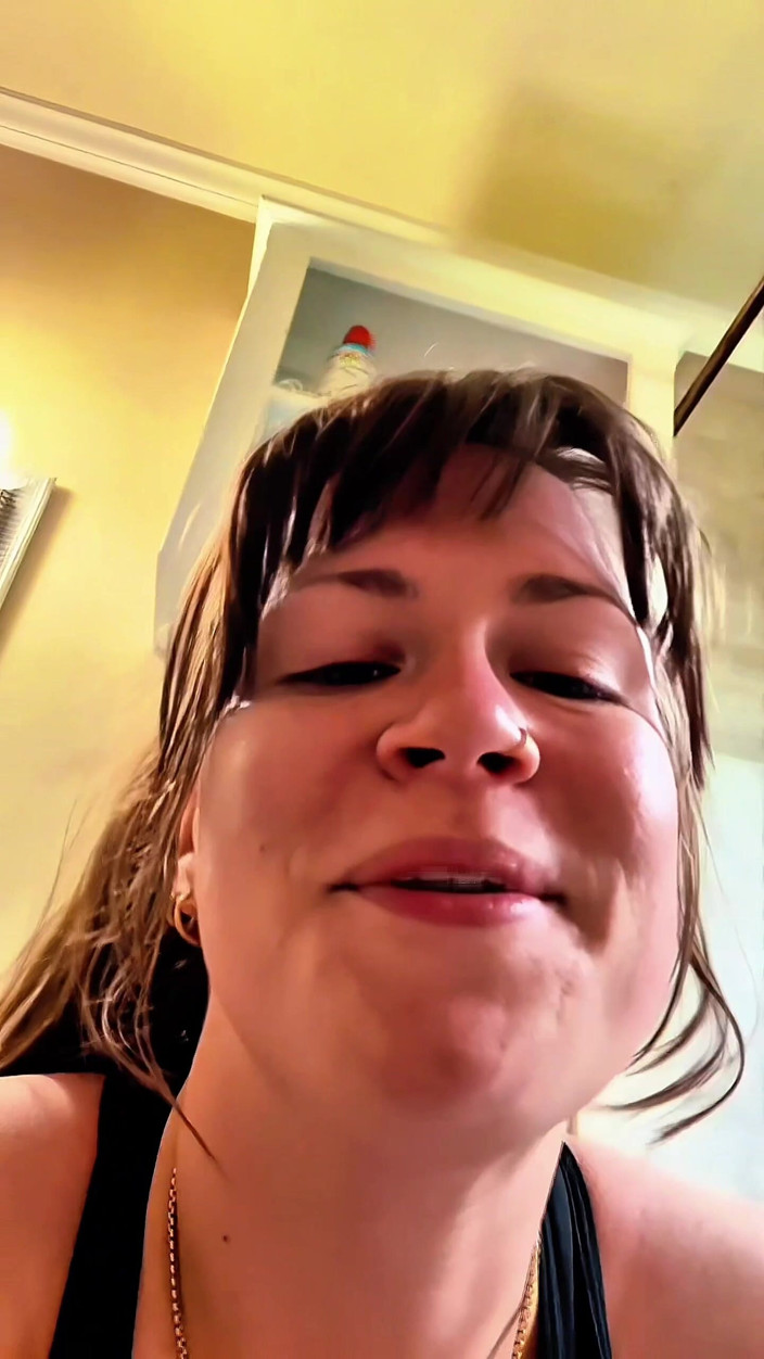 Miss happy mommy: Im brudna i spocona sperma mnie posprzątać
