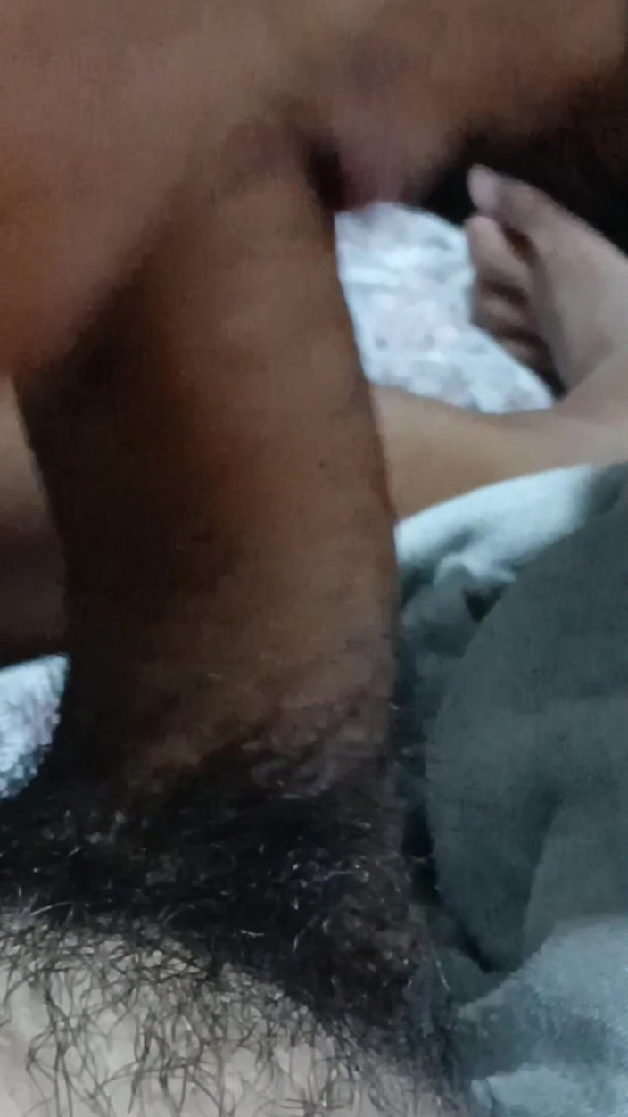 eldlie: Flicka älskar att suga tills sperma