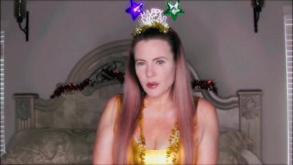 Nikki Nevada: Happy new years 2022! Gold dress flashing tiara masturbation and joi