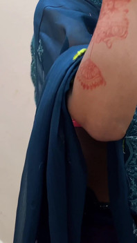 Medam seksi panas saya berkongkek pepek keras apabila ibu tiri di tiada di rumah