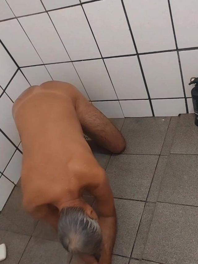 Ladysilva Doing a Naked Show Showing off Her Tanned Ass with a Mark (Ladysilva)