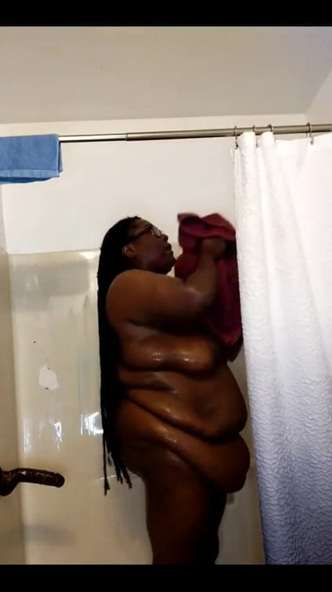 His Queen Suga: Washed My Hair and Fucked Myself in the Shower