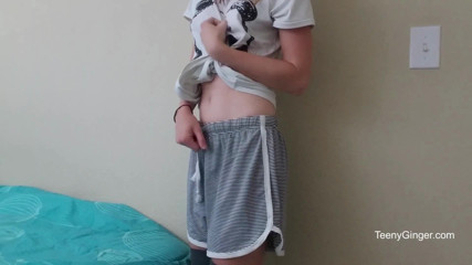Teeny Ginger: Trzymaj się mnie / GFE Striptiz
