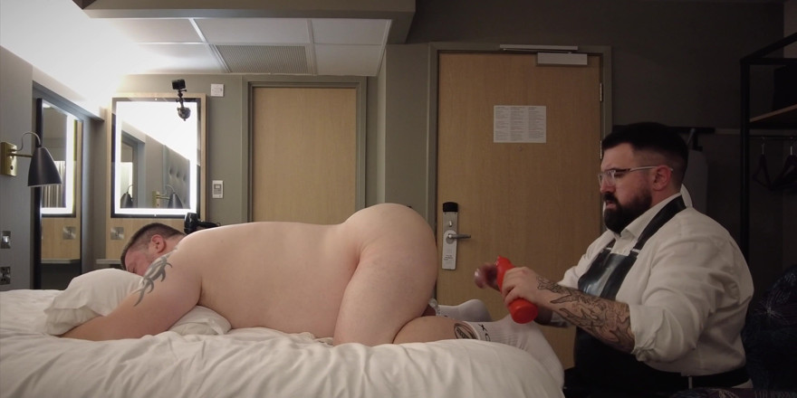 uktattooedchub74: Je m’étire le cul avec Poppapig