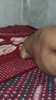 भारतीय तेलुगु मालिक ने स्टोर रूम सेक्स वीडियो में खाना पकाने वाली सेवा की चुदाई की