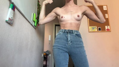 Skinny_lady69: Uctívání svalů v džínách