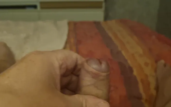Pellefnatt: My Friend Loves Playing with His Cock When I Watch.