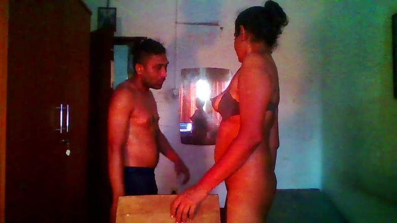 Tina Baby: 私はクソ野郎です