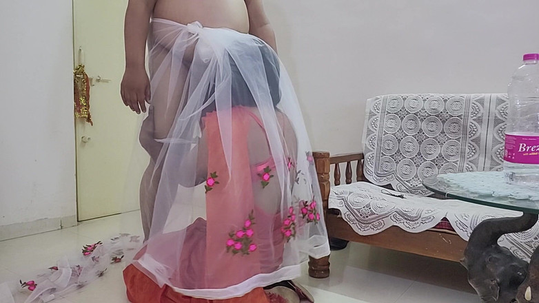 Indiansissychubby: Chinal'ın Bana Hizmet Etmesi Gerekiyor