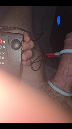 The Max Powers: Elektro péro šok