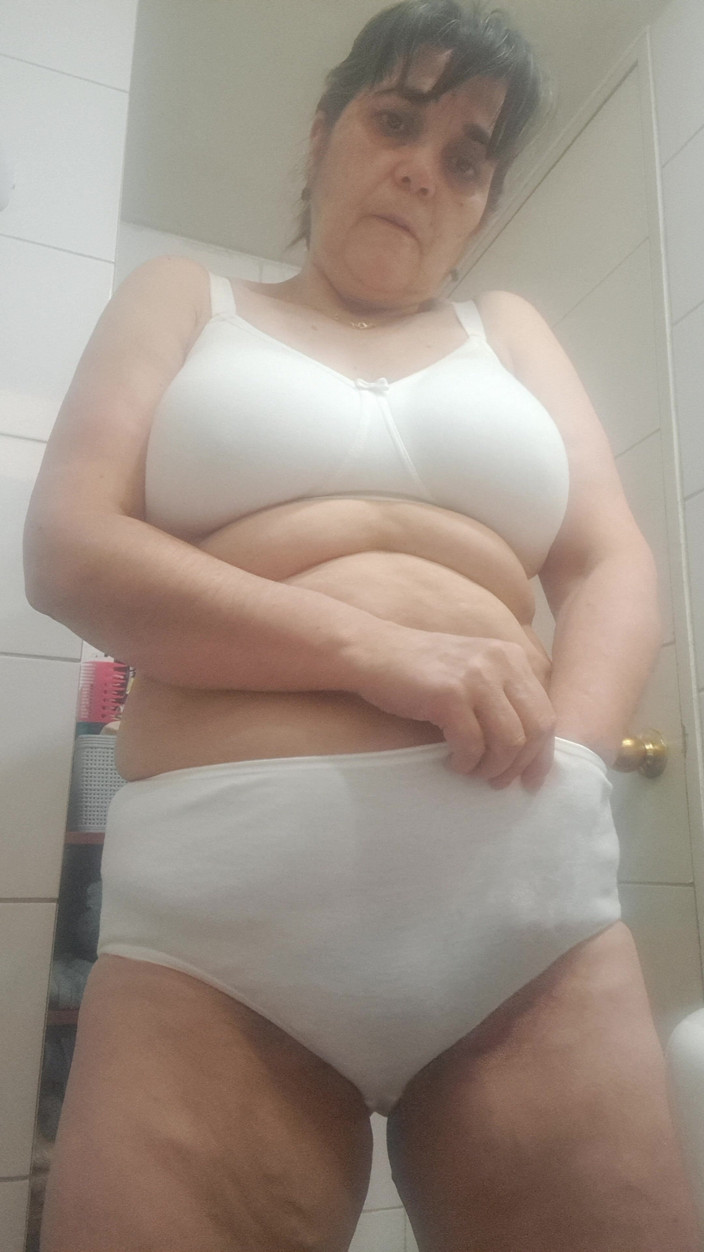 Mommy big hairy pussy: Plus dimensione lingerie matrigna