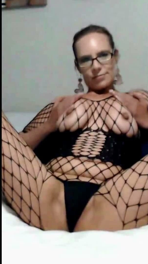 Lexie Luxx: सेक्सी सितंबर स्ट्रिपटीज़