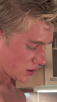 Exclusieve video zonder condoom: hete en opwindende sexy homo anale neukcompilatie