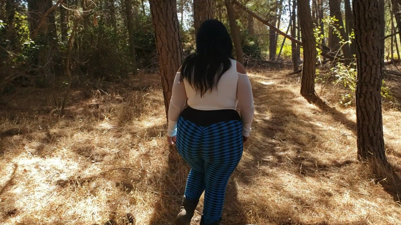 Riderqueen: promenade dans la forêt