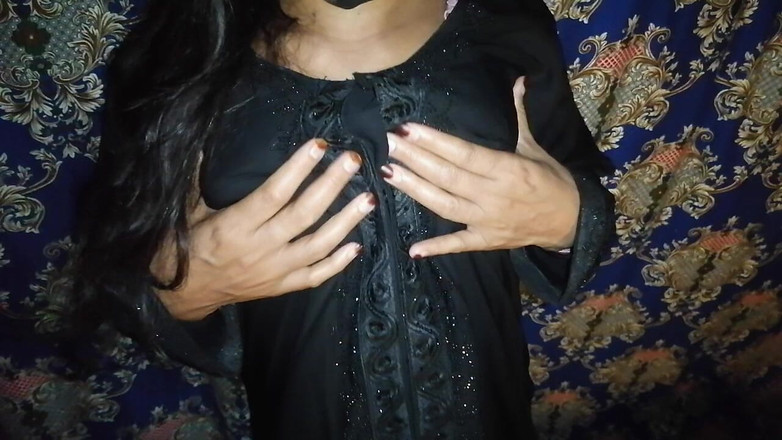 Zoya Rubab: Desi Burka Beauty: Zoya Rubabs erste solo-Enthüllung - Verpassen sie es...