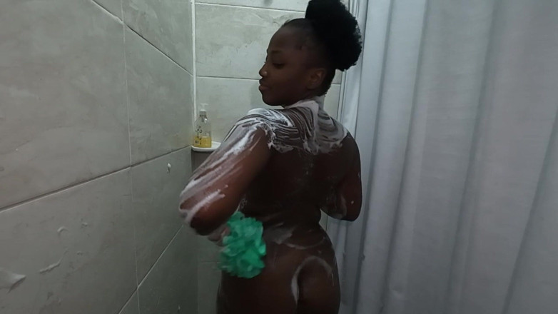 Mastermeat1: Ass Clap Big Tits Nipples Pierced Hot Stepdaughter in Bathroom...