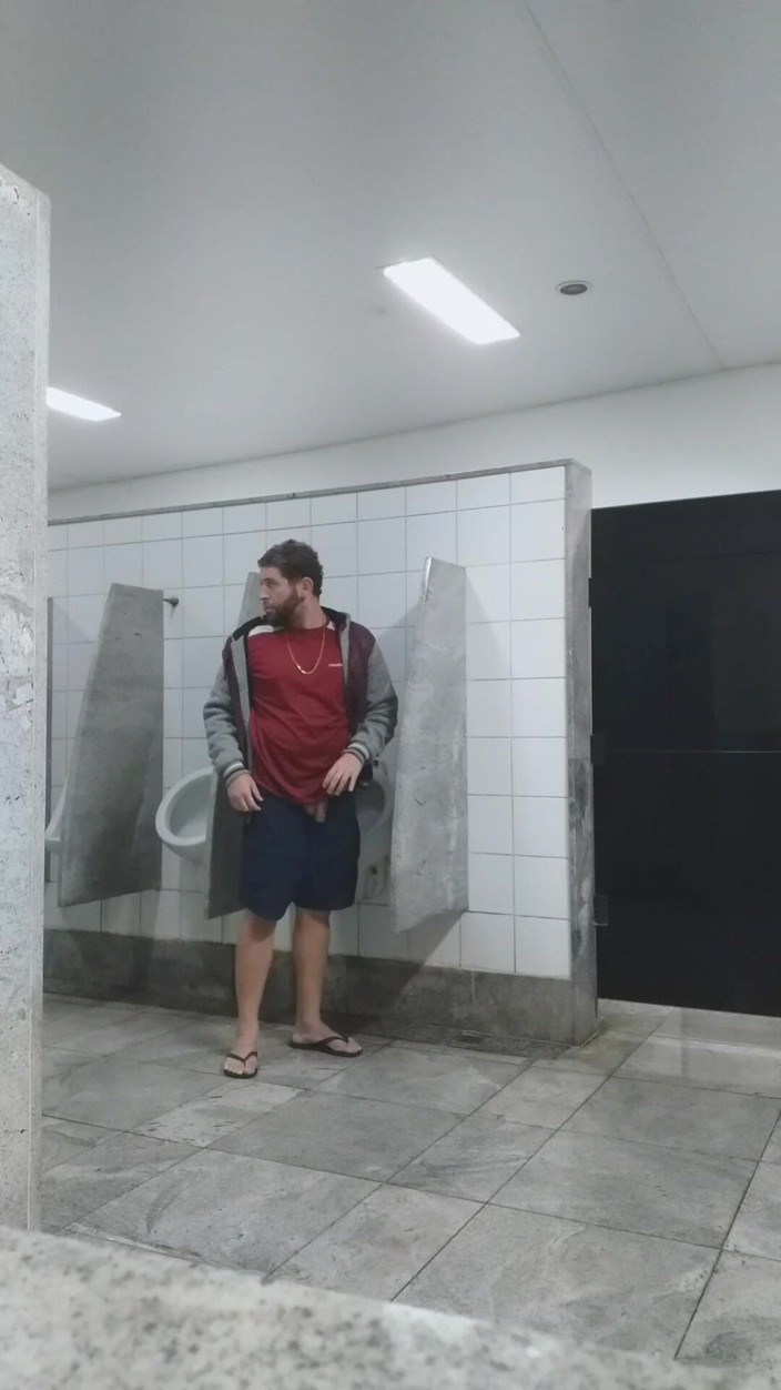 Marcosninfo: I Exposed Myself in the Bus Station Bathroom and Almost...