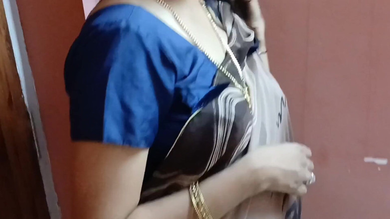 Desisexqueen: First Time Indian Desi Couple Sex