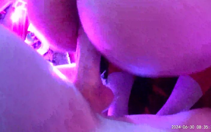 Fickna: Addy se fait baiser avec son beau cul en levrette