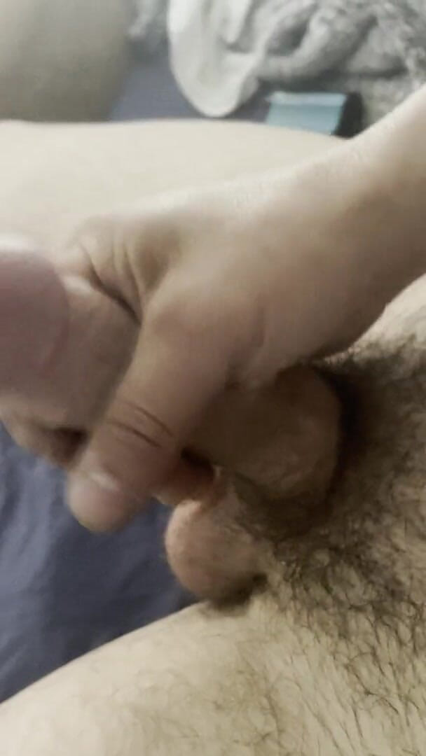 King Loopie: Jerking off beautiful cock