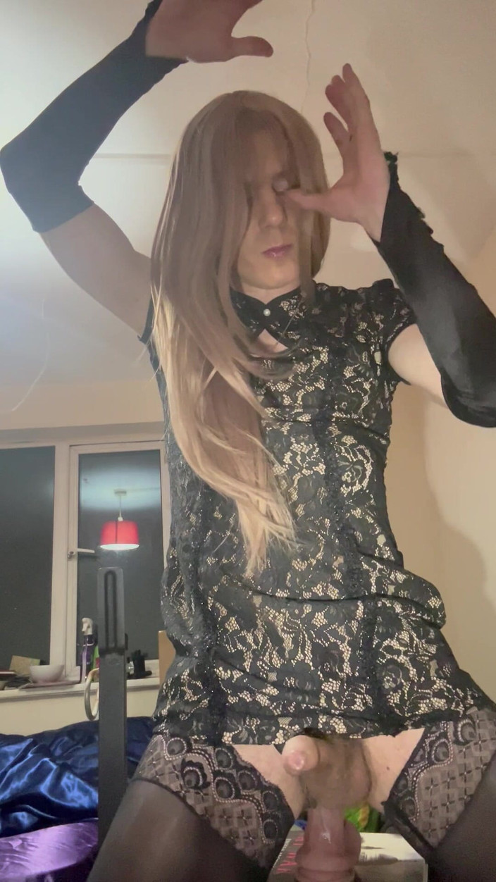 Jessica silk: Jess Silk Rides假阳具