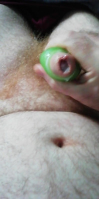 Tătic păros Urs ejaculează cu mâneca mea de masturbare pe Bush Ginger