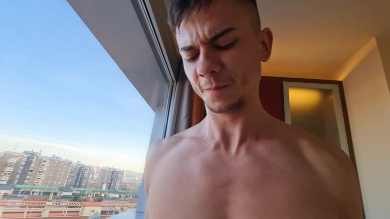 Montse Swinger: POV Sesso nella finestra