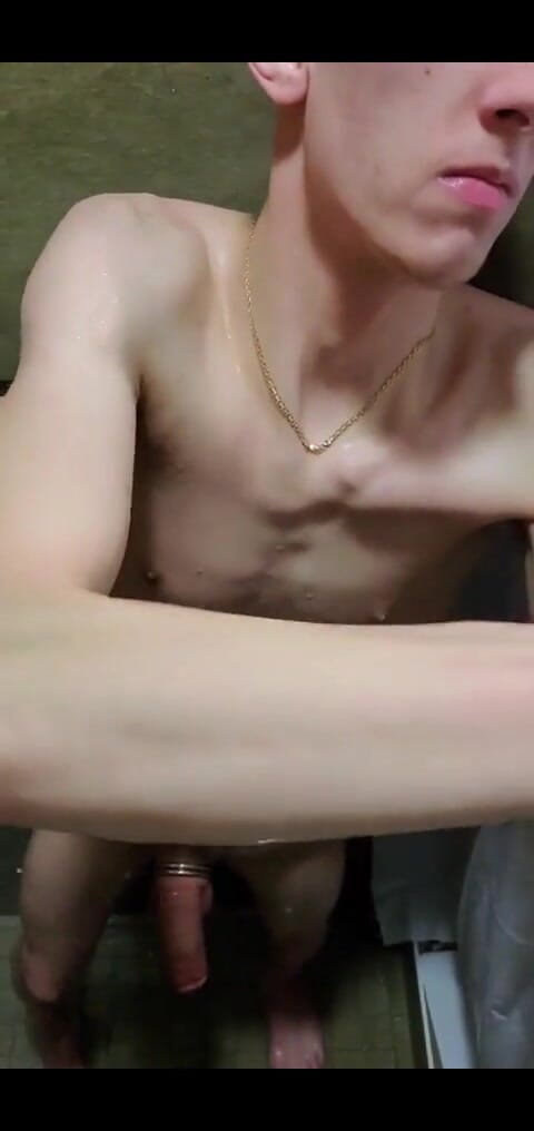 Realmatthew: Podría ser toda tuya