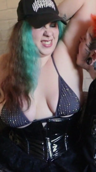 Femdom Armpit Worship
