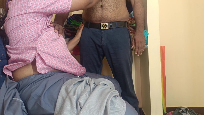 Ilakkiya: Przyrodnia siostra z jednolitym gorącym ssc