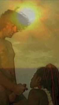 Le Vent Et La Mer Pour Une Expérience Anale Sauvage Et Interraciale
