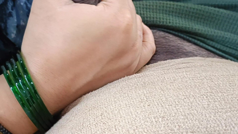 Catchybusty: Stiefdochter wil dat ik heel hard neuk