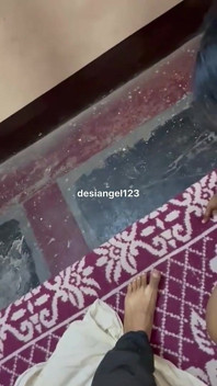 哥第一次准备深喉操逼被卡在喉咙里