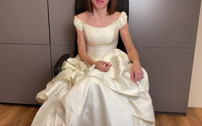 Mistress Mary: Aldatılan koca için ateşli gelin. 1. Gün