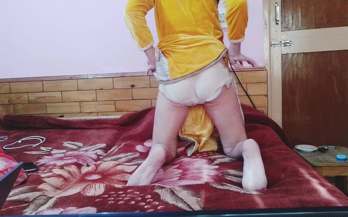 Bolly Karma: 训练荡妇妻子成为一个好婊子
