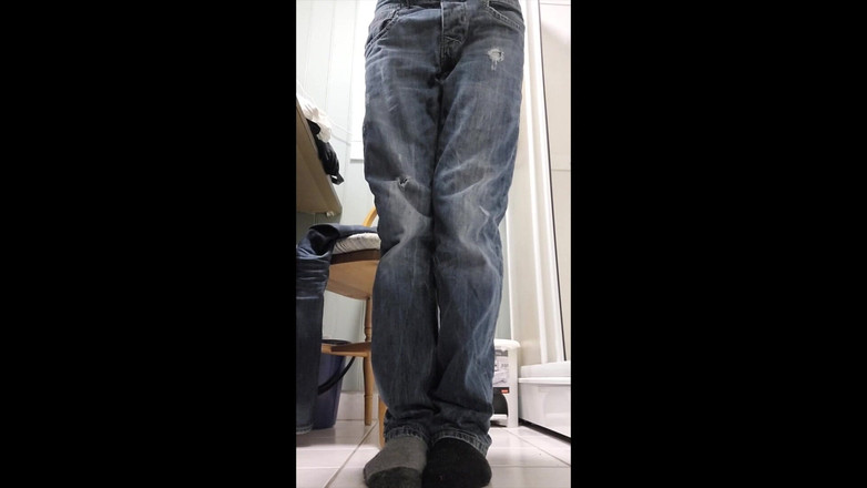 ABDL Diapers by Norsken77: Sexy Jeans Kencing