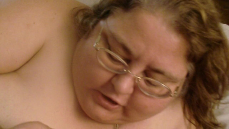 BBW nurse Vicki adventures with friends: Nude ssbbw eats mini burger for you teasing giantess