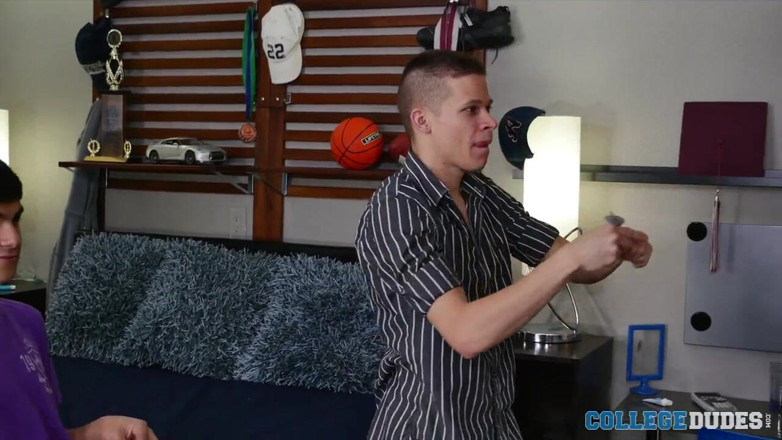 College Dudes: Jake Silver Fucks Dillon Anderson